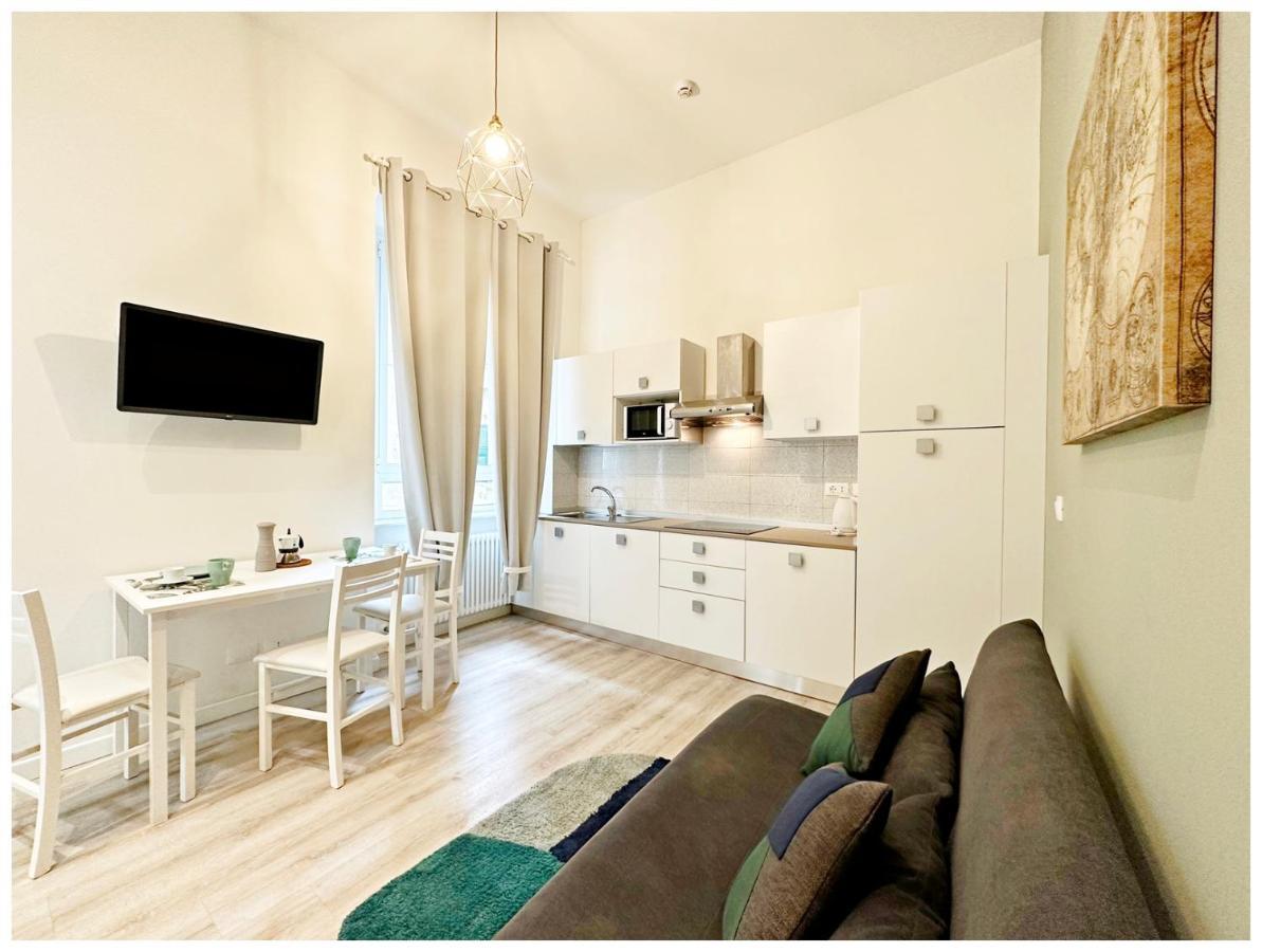 Real Italian Estate - Maps Apartment Genoa Ngoại thất bức ảnh